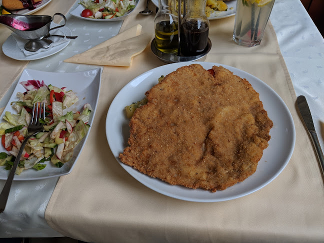 Koronakert Étterem - Étterem