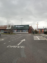 Photo n°6 de McDonald's à Moret-Loing-et-Orvanne ()