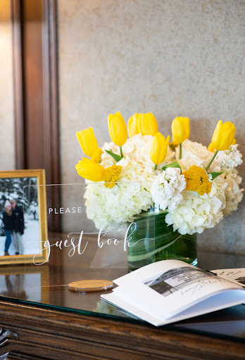 Florist «Westbank Flower Market», reviews and photos, 5320 Bee Caves Rd, West Lake Hills, TX 78746, USA