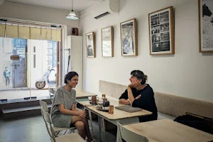 MO's Cafe image
