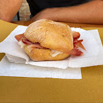 Photo n°2 de l'avis de Tereza. fait le 22/06/2021 à 19:39 sur le  Porchetteria Centrale à Macerata