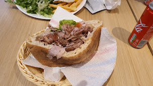 Photo n°48 de Confort Kebab à Lyon ()