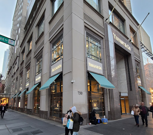 Jewelry Store «Tiffany & Co.», reviews and photos, 730 N Michigan Ave, Chicago, IL 60611, USA