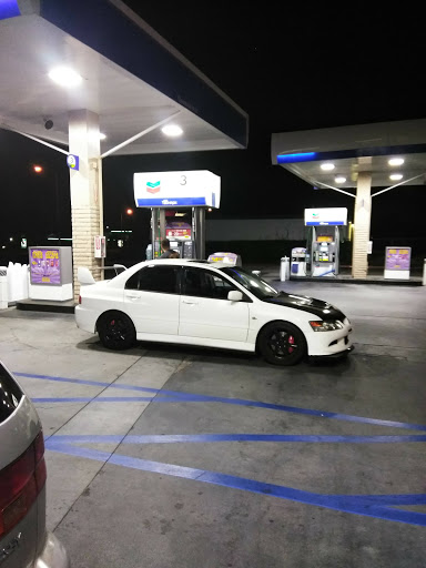 Gas Station «Chevron», reviews and photos, 185 N Mountain Ave, Upland, CA 91786, USA