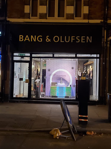 Bang & Olufsen - Computer store