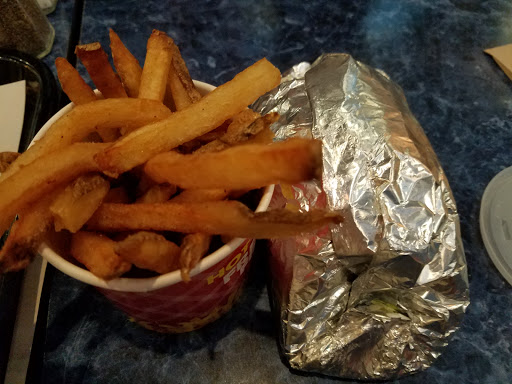 Greek Restaurant «King Gyros Greek Restaurant», reviews and photos, 400 S Hamilton Rd, Columbus, OH 43213, USA