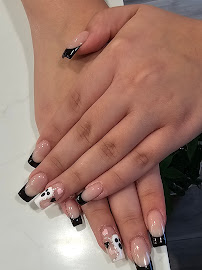 Element Nail Bar - Arcadia - Photo 5 - Car repair in Phoenix, AZ, Phoenix