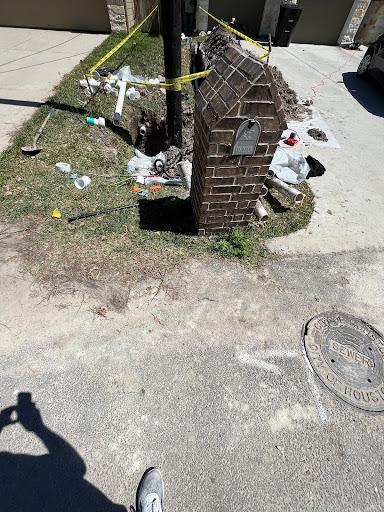 Plumber «Budget Home Services», reviews and photos, 6111 Pinemont Dr, Houston, TX 77092, USA