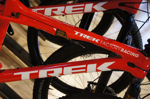 Bicycle Store «Freewheel Bike Eden Prairie», reviews and photos, 12910 Plaza Dr, Eden Prairie, MN 55344, USA