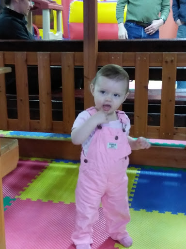 Amusement Center «Kangaroo Palace», reviews and photos, 3524 Green St, Norton Shores, MI 49444, USA