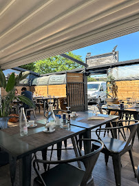 Atmosphère du Restaurant PAPILLES EN FOLY'S à La Seyne-sur-Mer - n°5