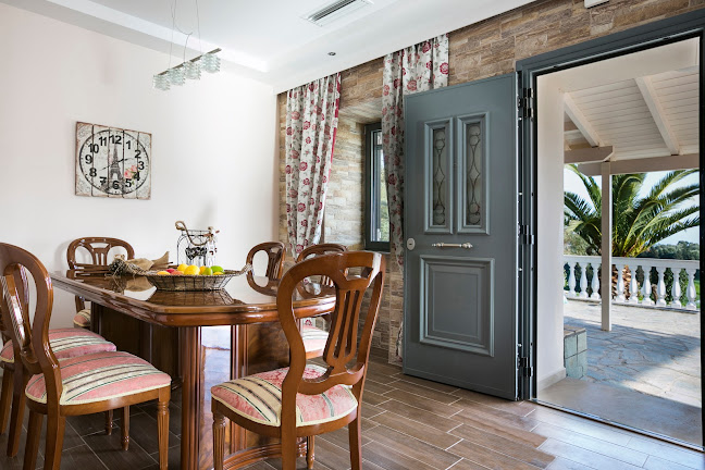 Comentarii opinii despre Villa Athinais