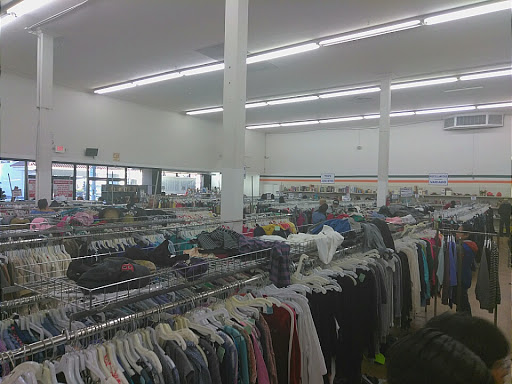 Thrift Store «Bell Thrift Store Inc», reviews and photos, 6627 Atlantic Ave, Bell, CA 90201, USA