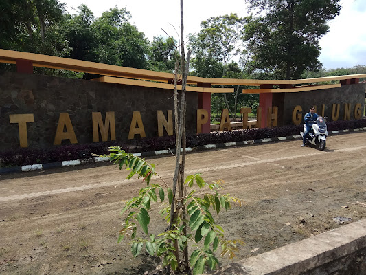 Foto Utama