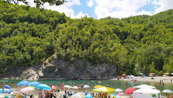 Fotografie cu Plaja Bobbio cu o linie de coastă spațioasă
