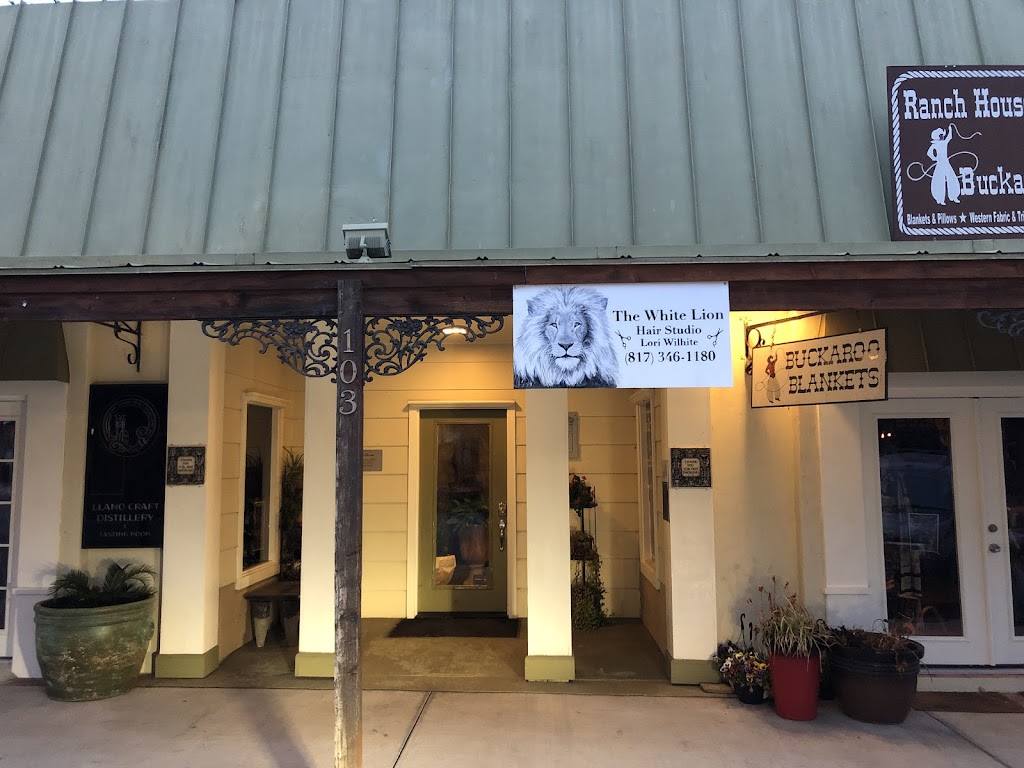 The White Lion 78643