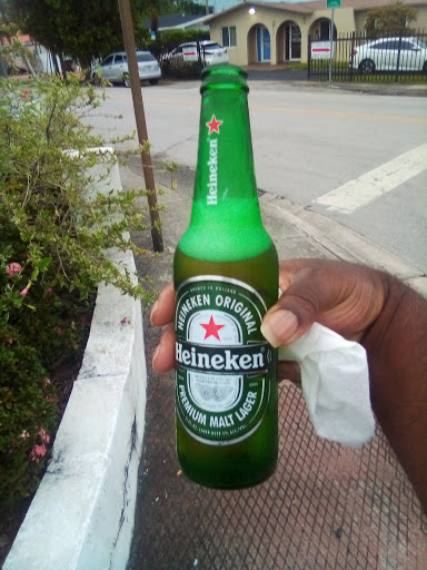 Hookah Bar «Haze Hookah Lounge & Tobacco Shop», reviews and photos, 4801 W 8th Ave, Hialeah, FL 33012, USA