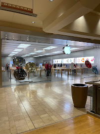 Apple Mission Viejo - Photo 7 - Car repair in Mission Viejo, CA, Mission Viejo