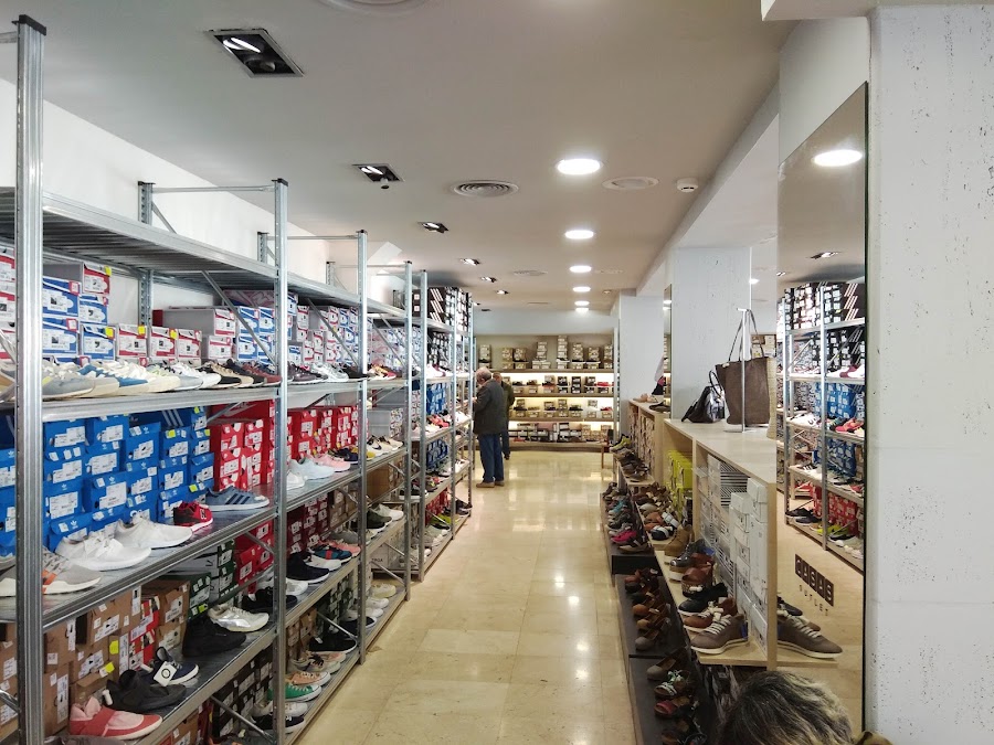 Tienda de zapatos CASAS Outlet