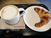 Café du Restaurant servant le petit-déjeuner Starbucks à Paris - n°14