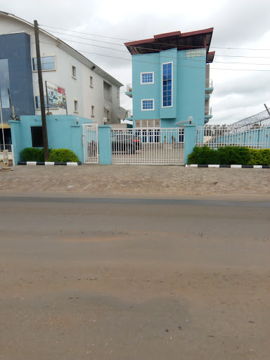 Destination Luxuries Hotel, Besides Former Bank Phb, Ogbomoso Road, Starlight Junction, Sabo, Ogbomosho, Nigeria, Park, state Oyo