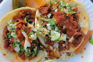Tacos Los Carnales image