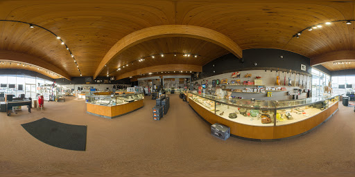 Pawn Shop «Newport Pawn Shop», reviews and photos, 224 SW Coast Hwy, Newport, OR 97365, USA