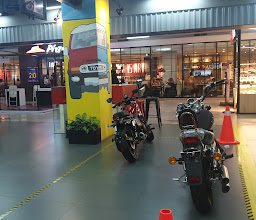 KALLA TOYOTA CABANG MARI MALL RATU INDAH photo