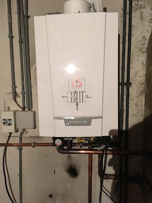 EIRL PANAGET LUDOVIC CHAUFFAGE ENTRETIEN DEPANNAGE GAZ ET FUEL REMPLACEMENT à Rédéné