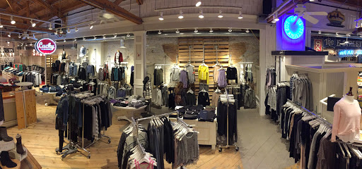 Clothing Store «E Street Denim Co Inc», reviews and photos, 1876 1st St, Highland Park, IL 60035, USA