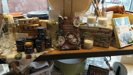 k colette, 100 Commercial St #112, Portland, ME 04101, USA, 