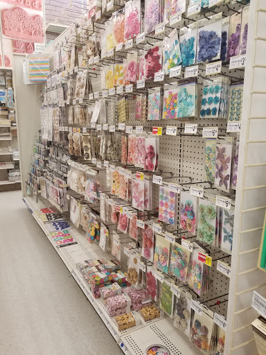 Craft Store «Michaels», reviews and photos, 5442 New Hope Commons Dr, Durham, NC 27707, USA