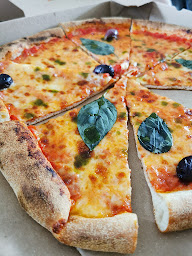 Photo n°7 de La Pizza du Village à Le Puy-Sainte-Réparade ()