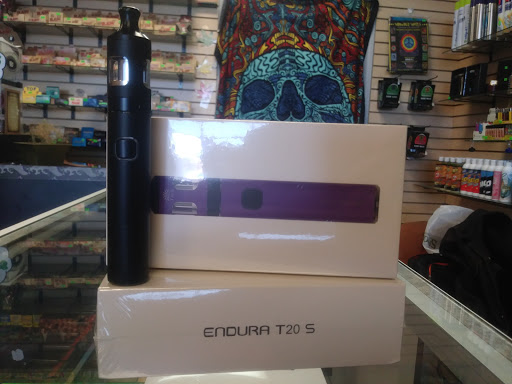 Tobacco Shop «Zaragoza Smoke Shop», reviews and photos, 835 N Zaragoza Rd Suite F, El Paso, TX 79907, USA