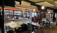 Atmosphère du Restaurant français Le Bus 111 à Toulouse - n°4