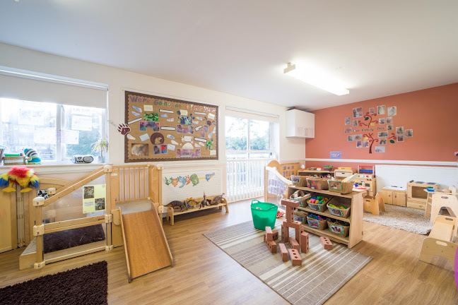 Reviews of Bright Horizons Hendon Day Nursery and Preschool in London - School