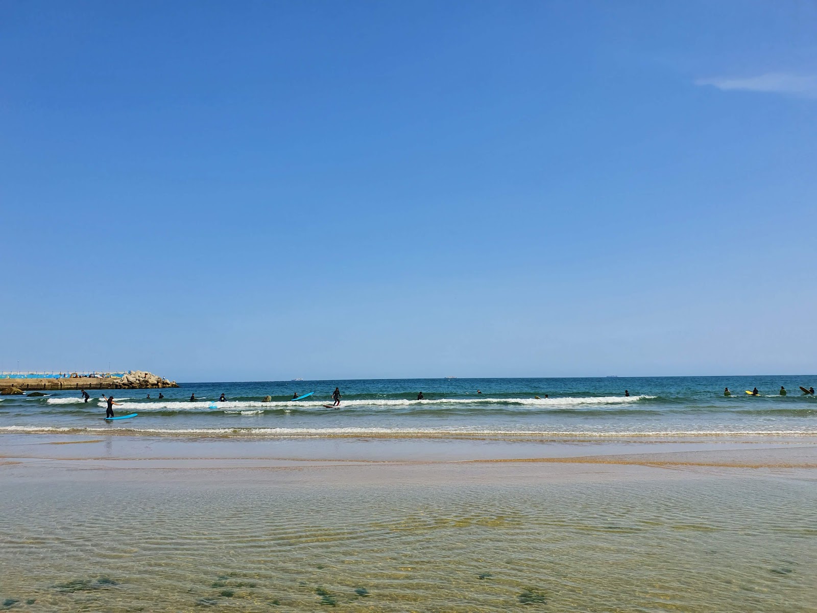 Foto von Heungnam Beach mit geräumige bucht