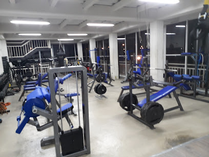 Eli Gym - parque de la India Elena y su perro, Cra. 26 #16-56, Comuna 10, Cali, Valle del Cauca, Colombia