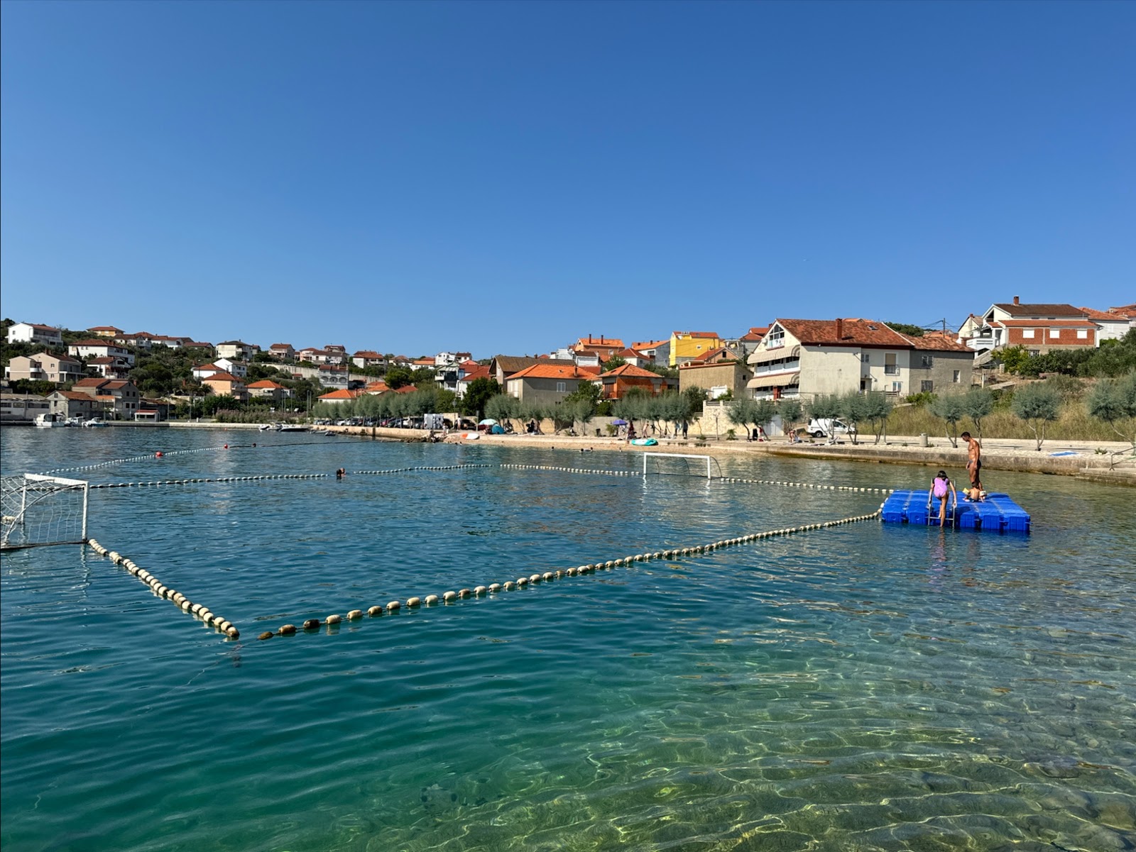 Foto von Beach Batalaza - guter haustierfreundlicher Ort für den Urlaub
