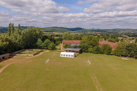 Bletchingley Village Primary School & Nursery Coneybury, Bletchingley, Redhill RH1 4PP, United Kingdom
