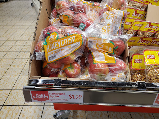 Supermarket «ALDI», reviews and photos, 199 Miller Dr, North Aurora, IL 60542, USA