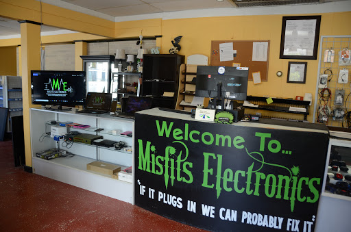 Computer Repair Service «Misfits Electronics», reviews and photos, 605 E College St, Dickson, TN 37055, USA