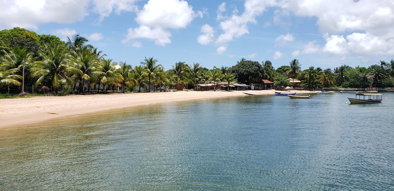 Foto de Praia Do Porto De Campinho com areia bege superfície