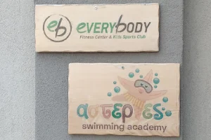 Everybody Fitness Center & Kids Sports Club-Αστερίες Baby swimming & swimming Academy image