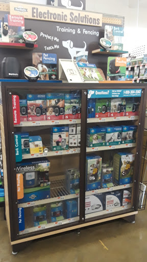 Pet Supply Store «Pet Supplies Plus», reviews and photos, 955 Co Rd E East #100, Vadnais Heights, MN 55127, USA