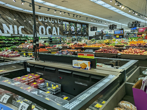 Shopping Mall «Gateway Plaza», reviews and photos, 21929 Ventura Blvd, Los Angeles, CA 91364, USA