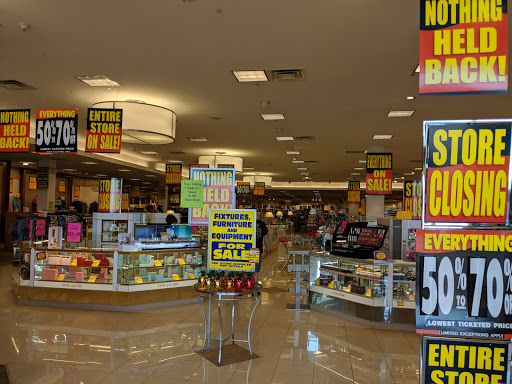 Department Store «Bon-Ton», reviews and photos, 400 Eisenhower Dr, Hanover, PA 17331, USA