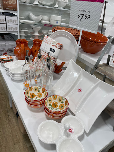 Department Store «HomeGoods», reviews and photos, 116th Ave NE, Bellevue, WA 98004, USA