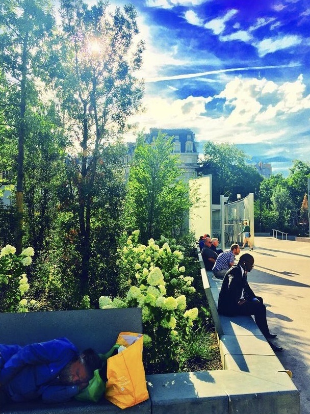 Photo n° 7 de l'avis de Streetmoodparis. fait le 02/10/2021 à 05:04