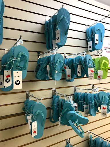 Thrift Store «The Salvation Army Family Store & Donation Center», reviews and photos, 2110 Tenbrook Rd, Arnold, MO 63010, USA